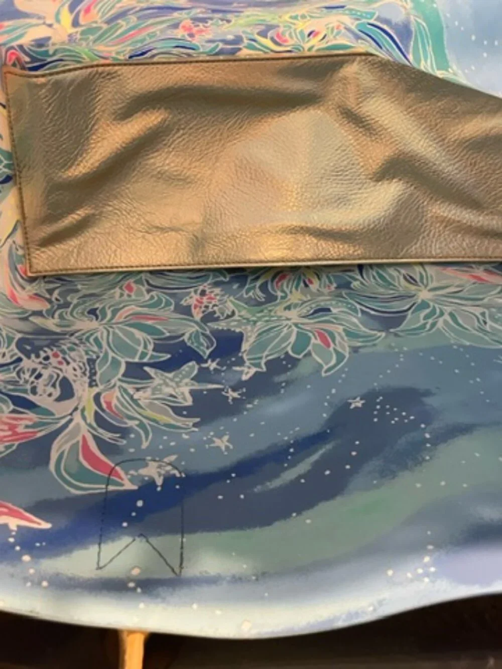 Lilly Pulitzer BREEZY TOTE in pattern Bennet Blue Celestial Seas NWT